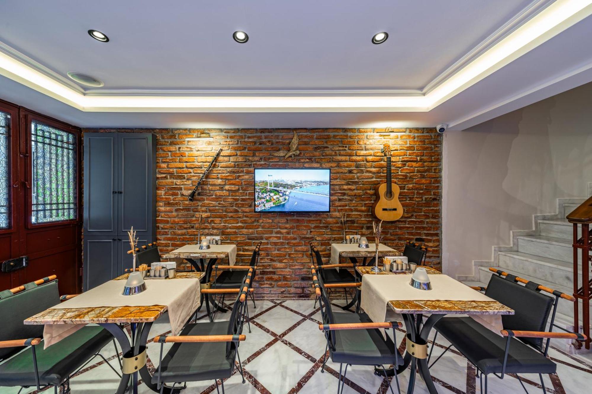Pera Luna Premium Hotel Istambul Exterior foto
